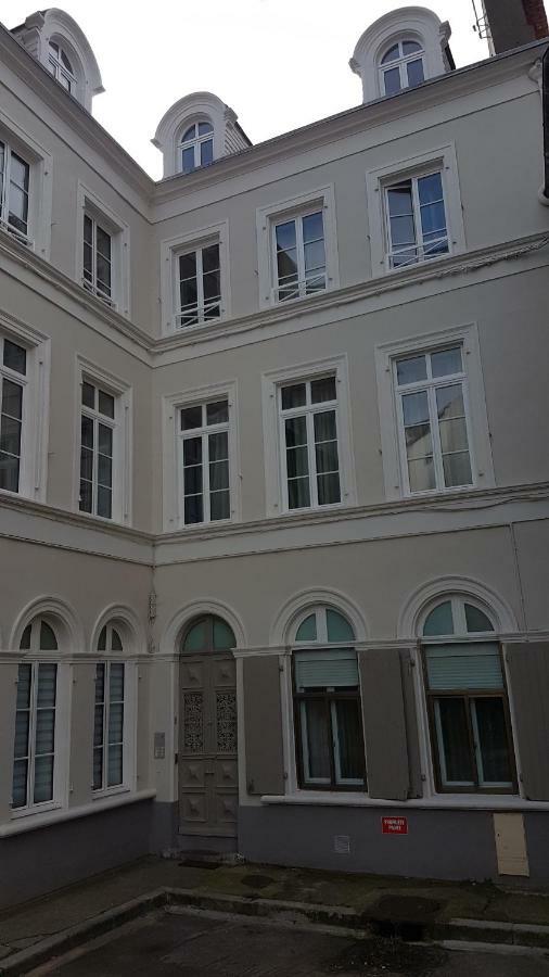 Appartement Cosy Et Lumineux Idealement Place 볼로뉴쉬르메르 외부 사진